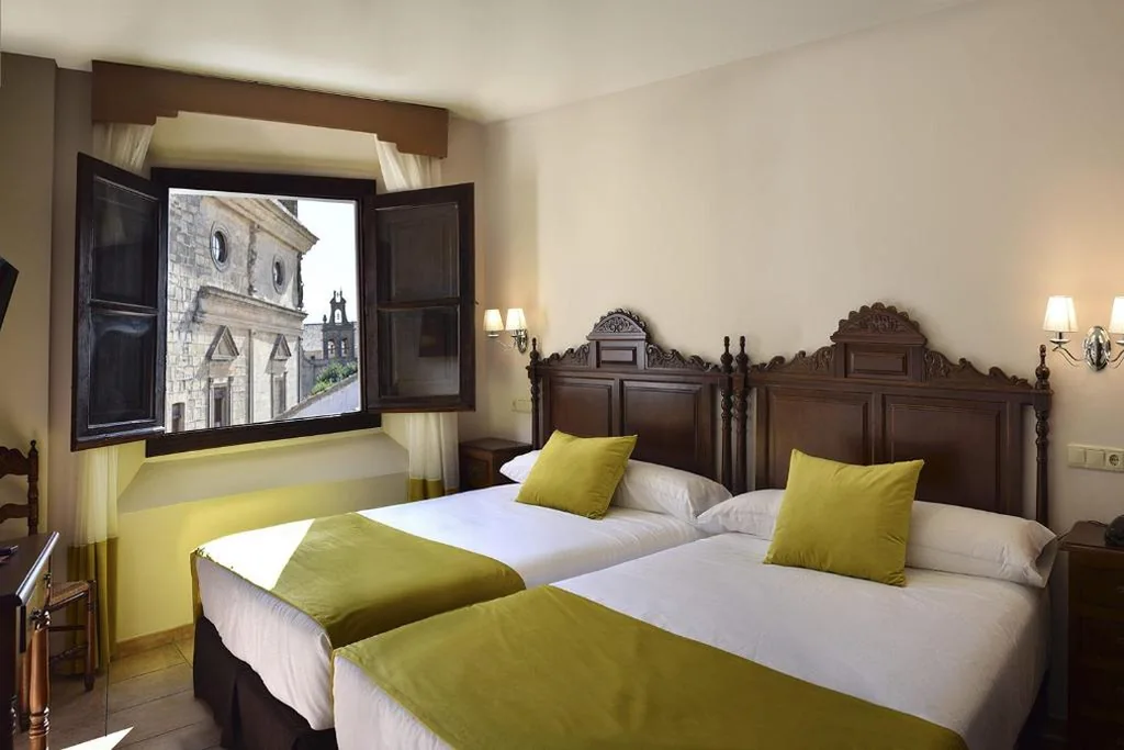 Hotel María de Molina