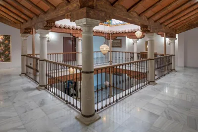 Hotel María de Molina — Foto 9