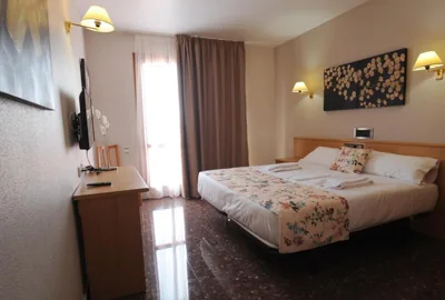 HOTEL MARIA ROSA — Foto 6
