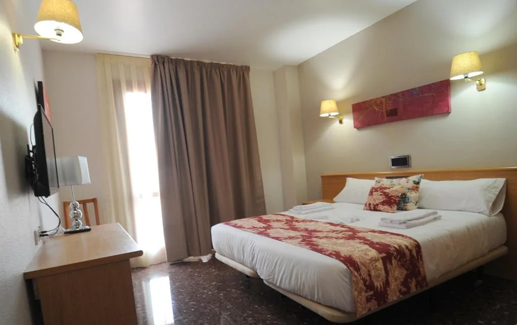 Standard-Suite — HOTEL MARIA ROSA