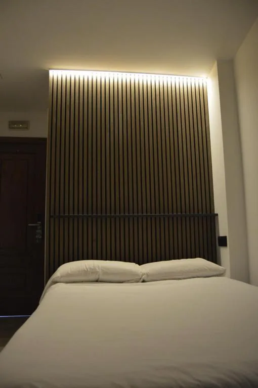 单人间 — Hotel Marín