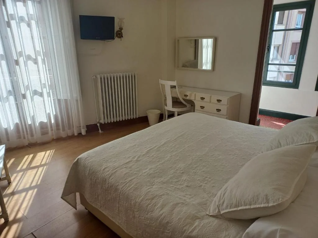 Quarto Duplo com vista para a montanha - 1 ou 2 camas — Hotel Marina