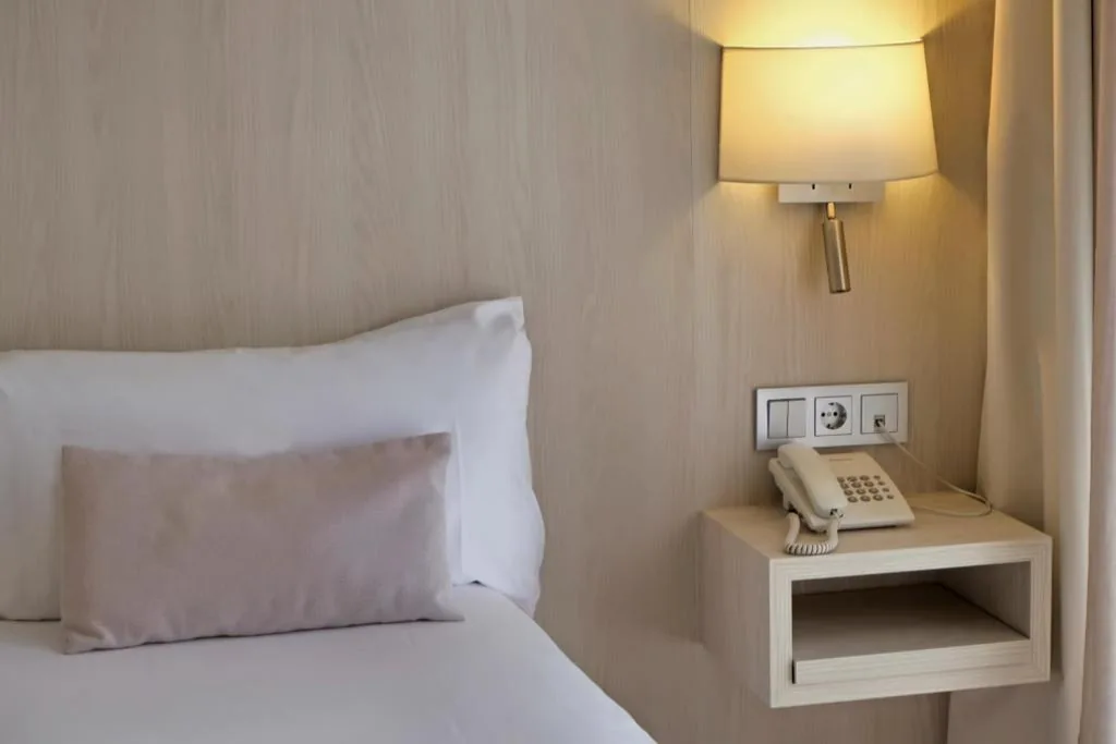 Deluxe tweepersoonskamer met uitzicht op zee - 1 of 2 bedden — Hotel Marina