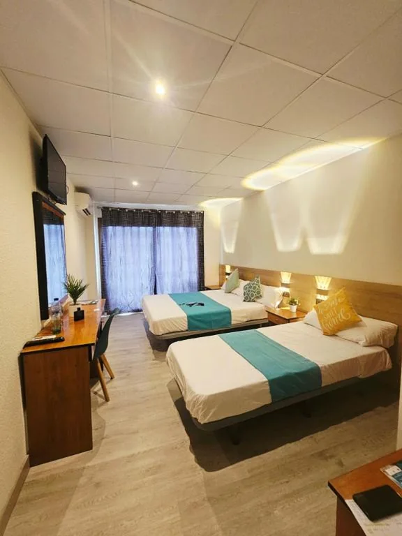 Quarto Familiar — Hotel Marisol by Dynamic Hotels