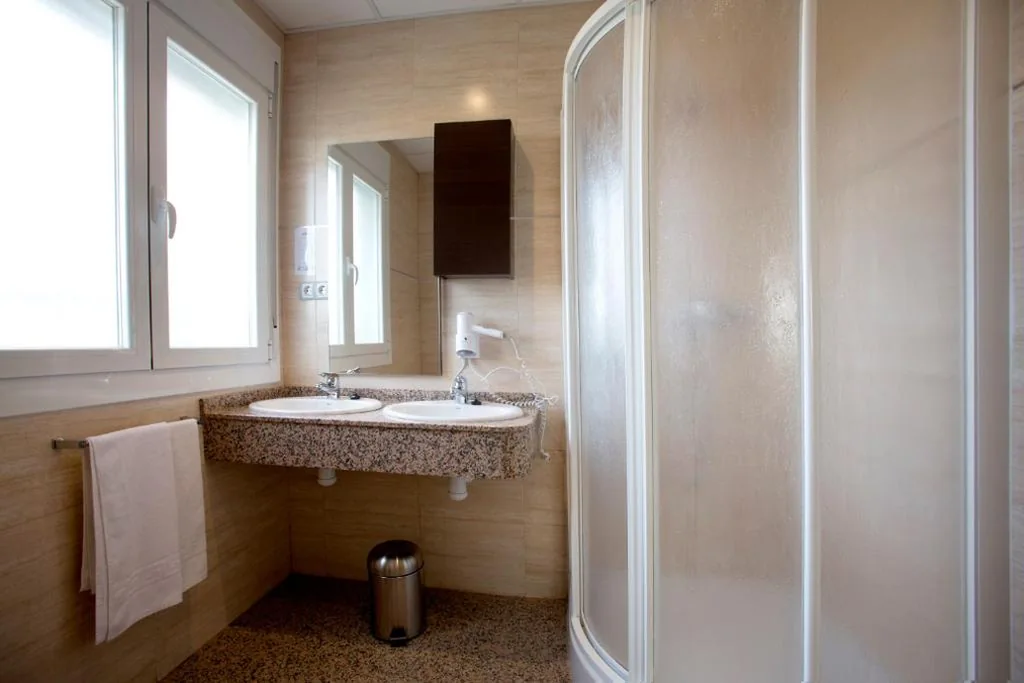 Habitación Doble Superior — Hotel Marivella