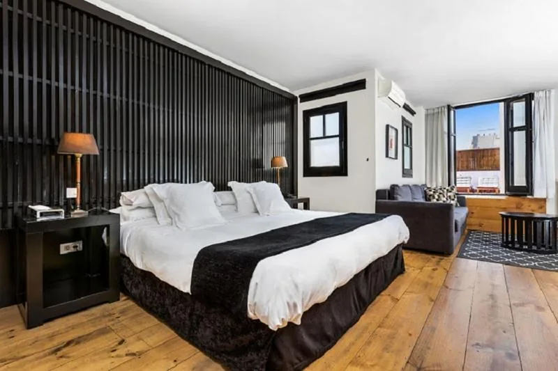 Suite — Hotel Market