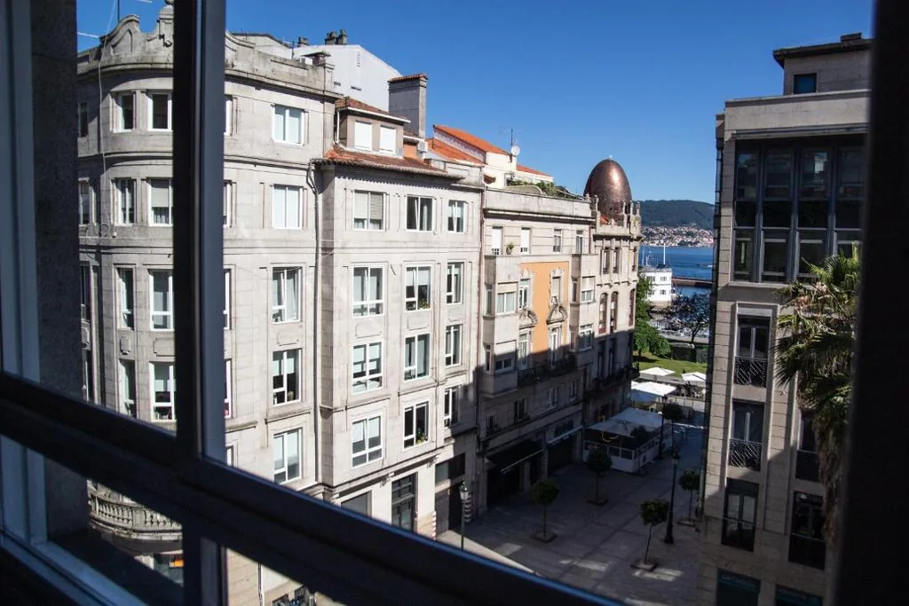 Comfort Tweepersoonskamer - 1 of 2 bedden — Hotel Maroa Vigo