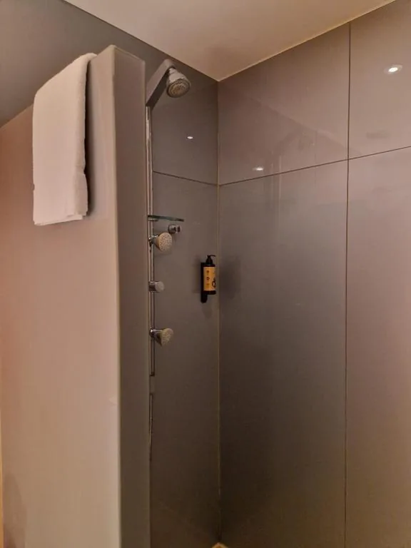 Basic Eenpersoonskamer — Hotel Maroa Vigo