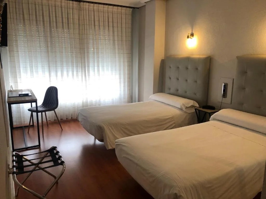 Habitación Doble - 1 o 2 camas — Hotel Marqués de Santillana