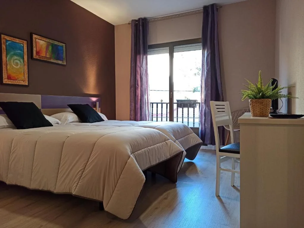 Quarto Duplo Económico - 2 camas — Hotel Marrodan Arnedillo