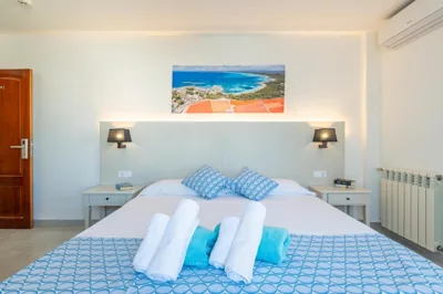 Hotel Martorell by MHR — foto 12