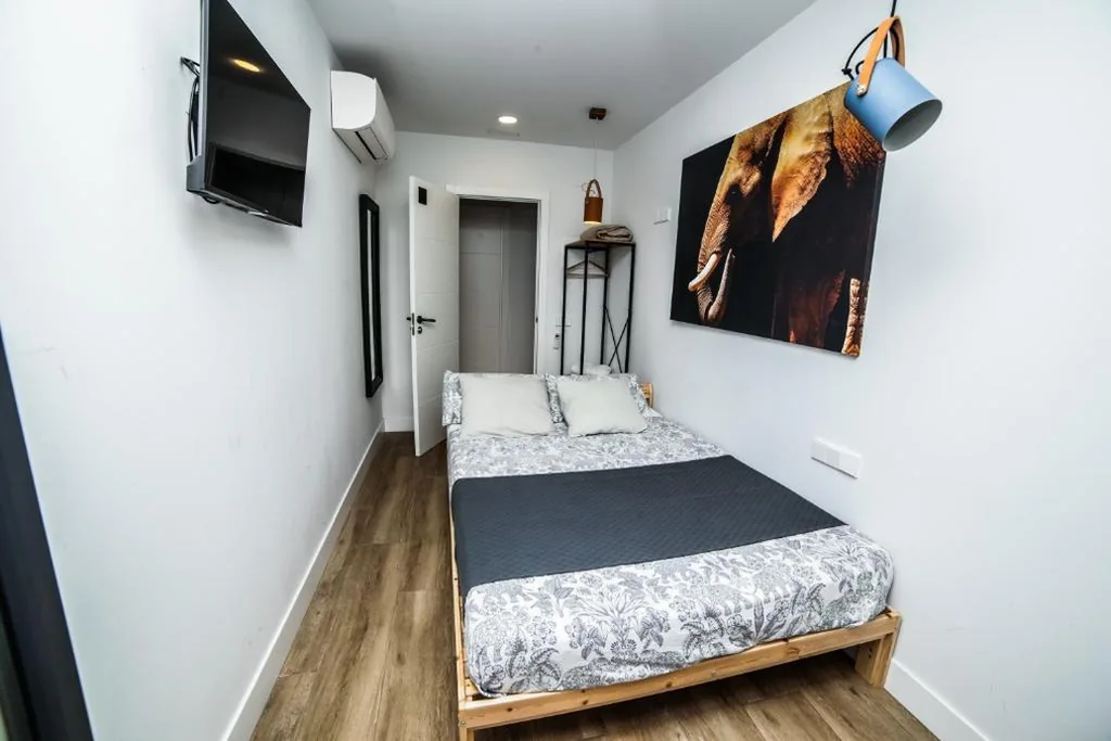 Camera doppia con bagno privato esterno — Hotel Maruja en Cascorro