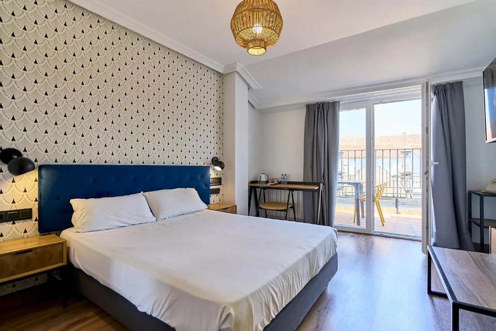 Habitación Doble Deluxe — Hotel Matilde by gaiarooms