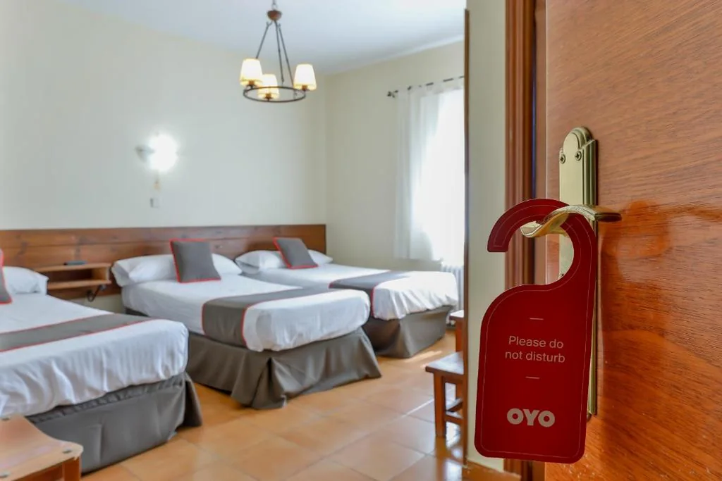 Habitación Doble con cama supletoria - 2 camas — Hotel Mavi