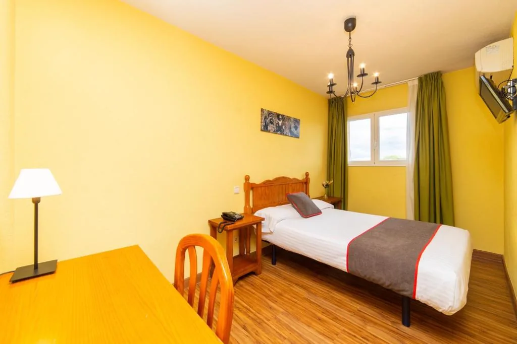 Habitación Individual — Hotel Mavi