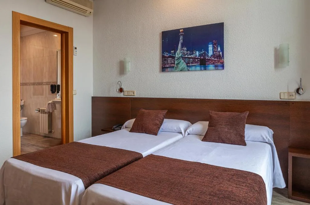 Doppelzimmer – 1 oder 2 Betten — Hotel Mediodía