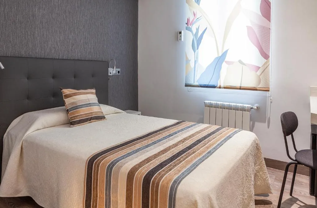 Einzelzimmer — Hotel Mediodía