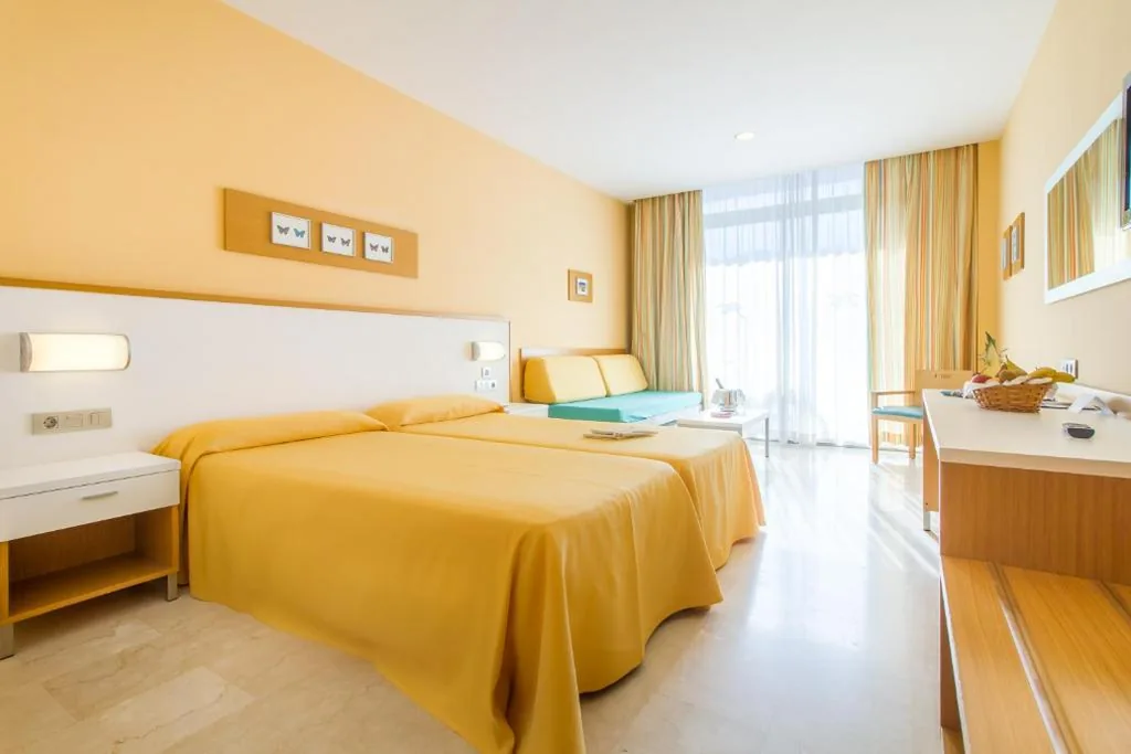 Doppelzimmer – 1 oder 2 Betten — Hotel Mediterraneo