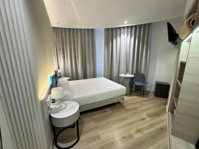 Hotel Mediterraneo Valencia — foto 9