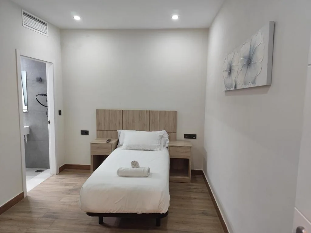 Ruime eenpersoonskamer — Hotel Melilla Centro