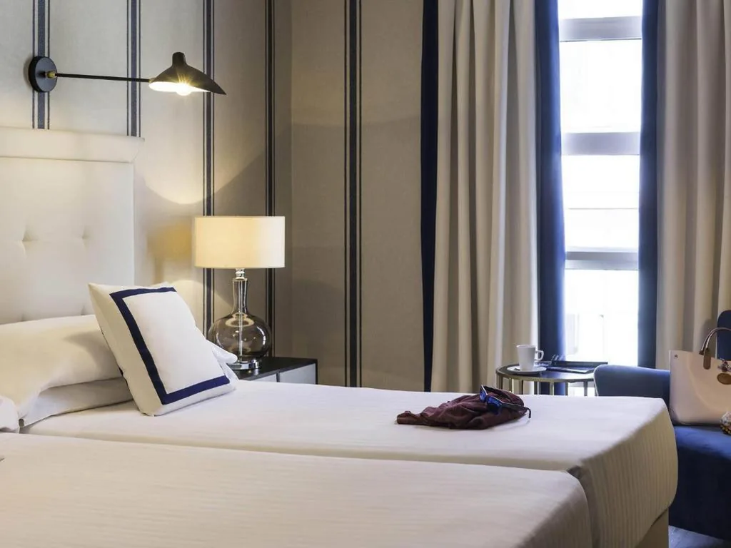 Quarto Duplo Standard - 2 camas — Hotel Mercure Jardines de Albia