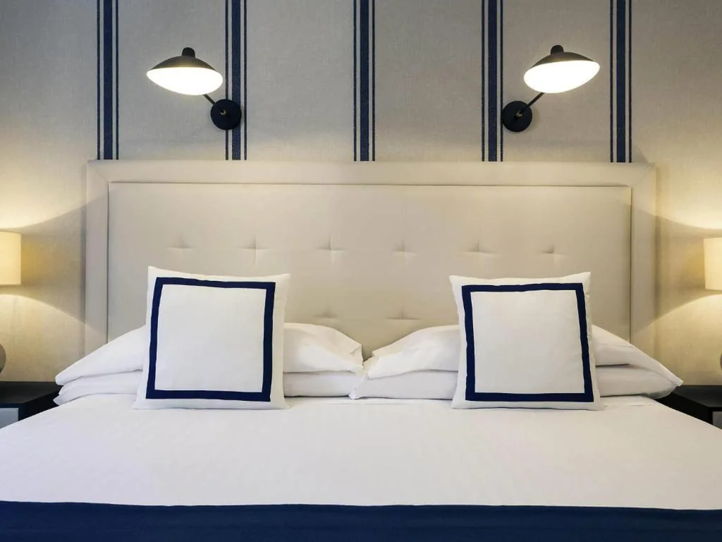 Quarto Familiar — Hotel Mercure Jardines de Albia