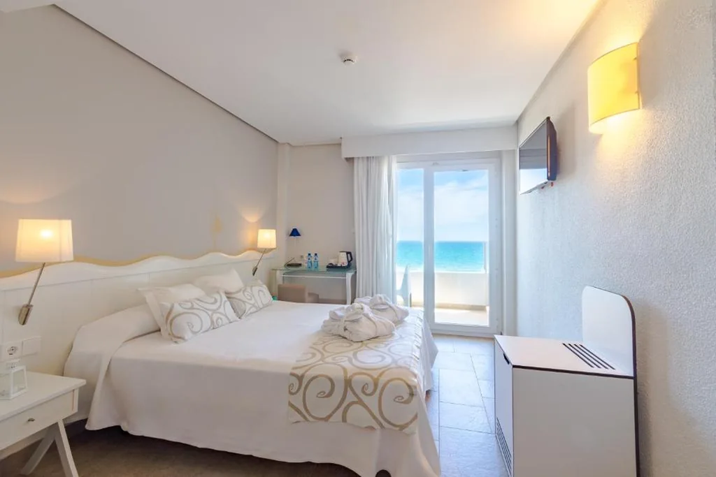 Doppelzimmer mit Meerblick – 1 oder 2 Betten — Hotel Meridional