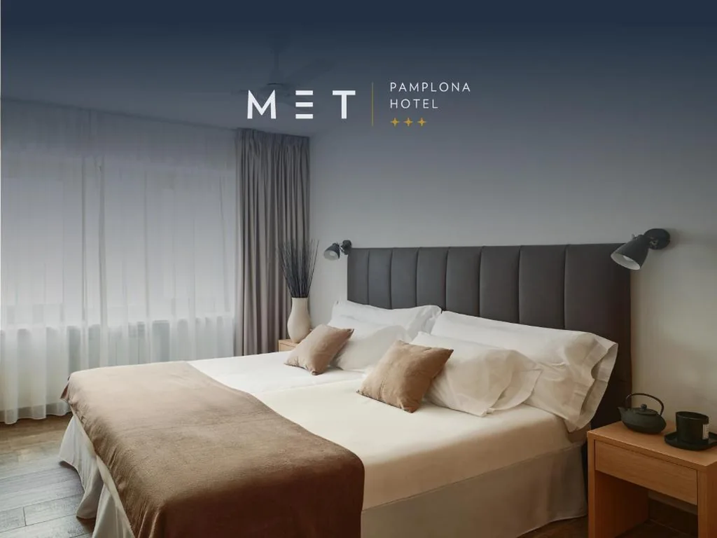 Habitación doble con aire acondicionado - 1 o 2 camas. — Hotel MET Pamplona