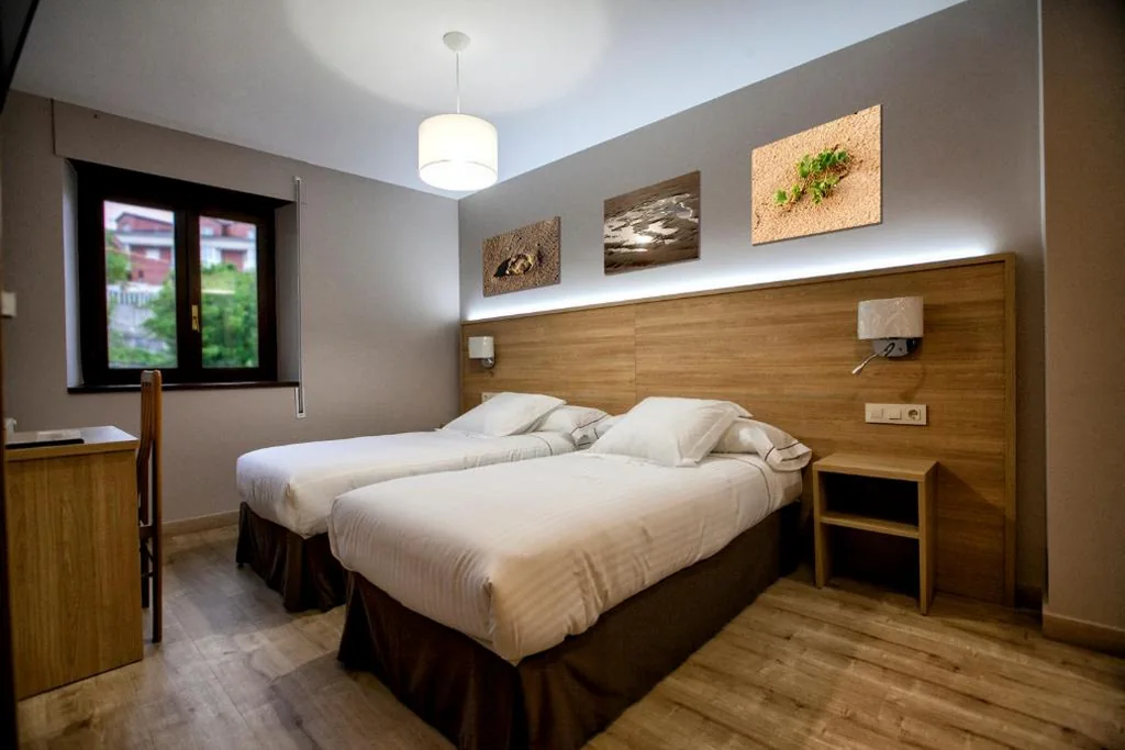 Doppelzimmer mit eigenem Bad — Hotel Meve