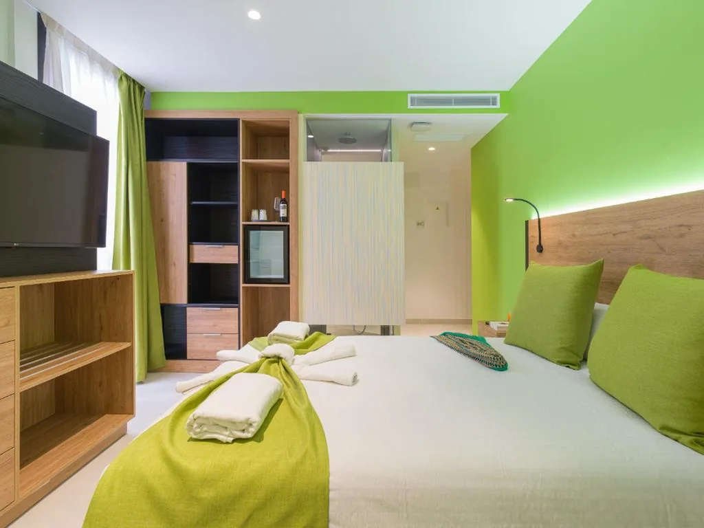 Suite Deluxe — Hotel MG Poniente