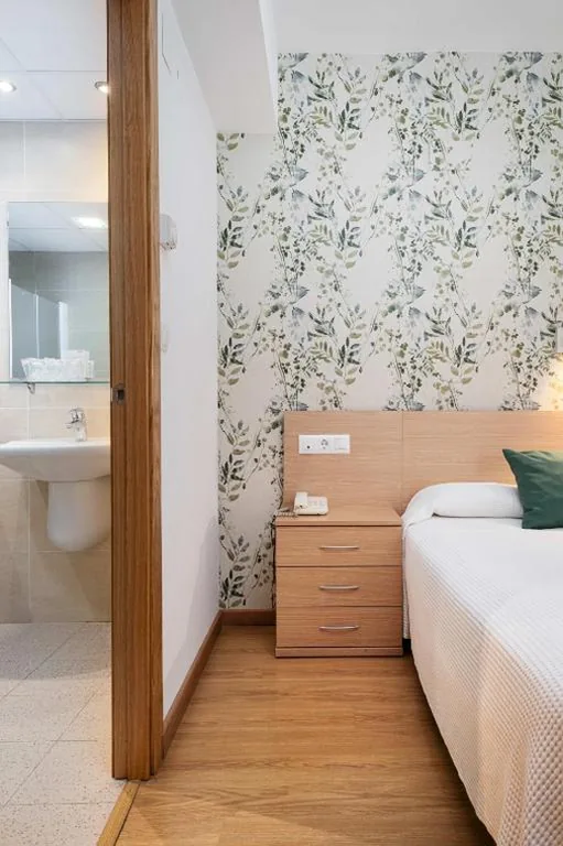 Habitación Familiar (2 adultos y 2 niños) — Hotel Mi Casa