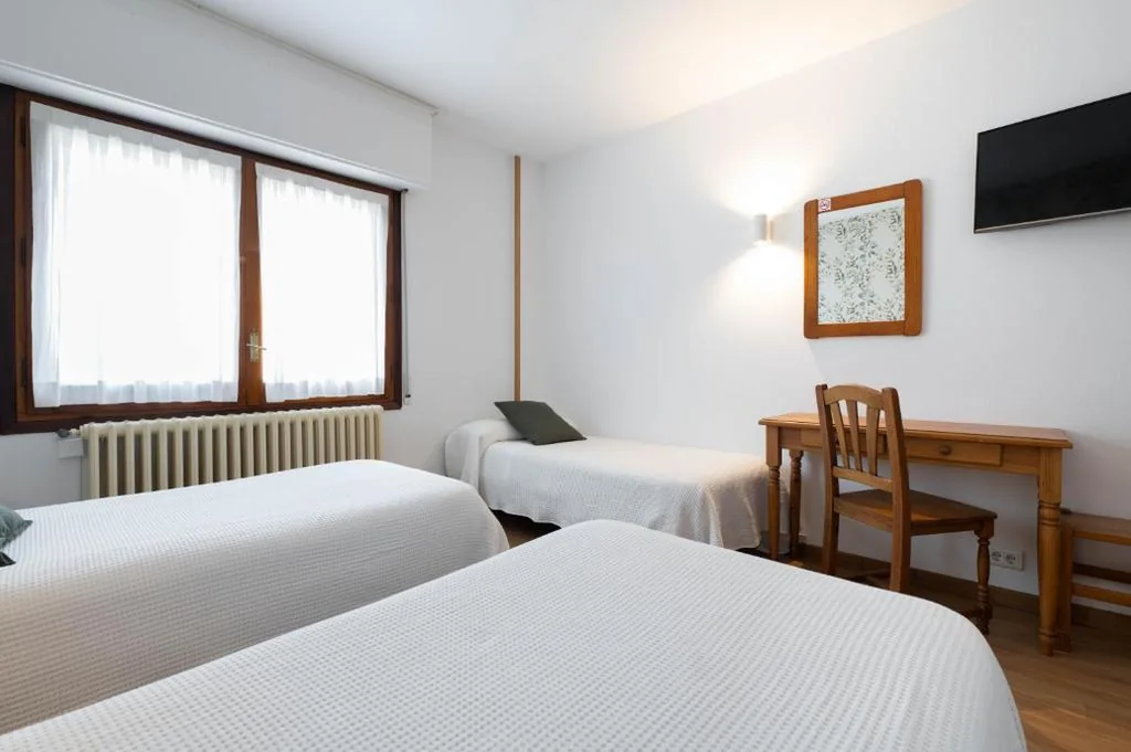 Habitación Triple — Hotel Mi Casa