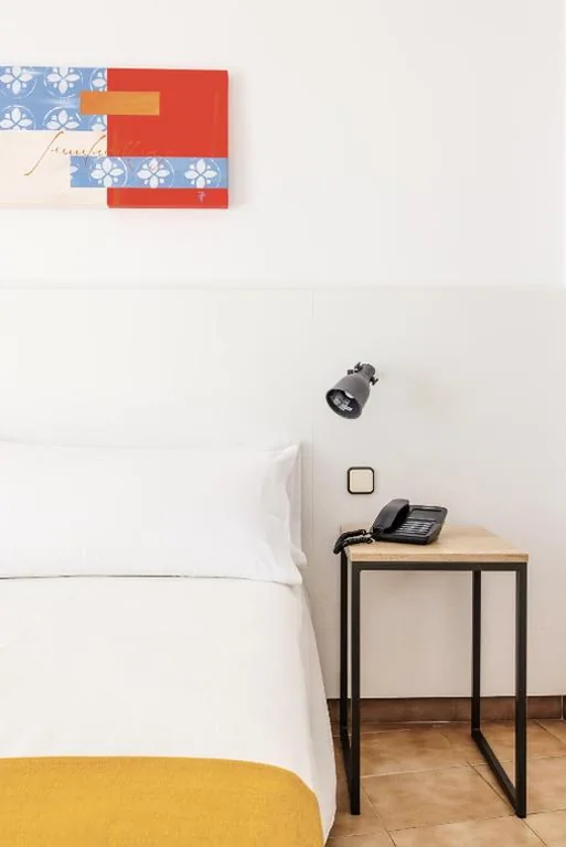 バルコニー付きシングルルーム — Hotel Miami Calella