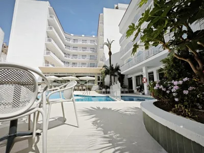 Hotel Miami Calella — 写真 4