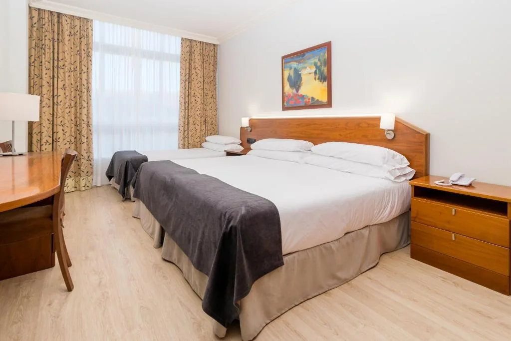 Doppelzimmer mit Zustellbett und Spa-Zugang — Hotel Milagros Golf