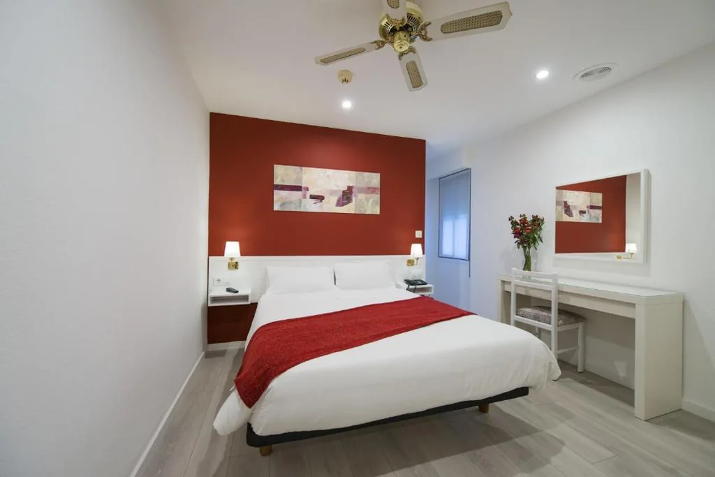 Doppelzimmer — Hotel Miño