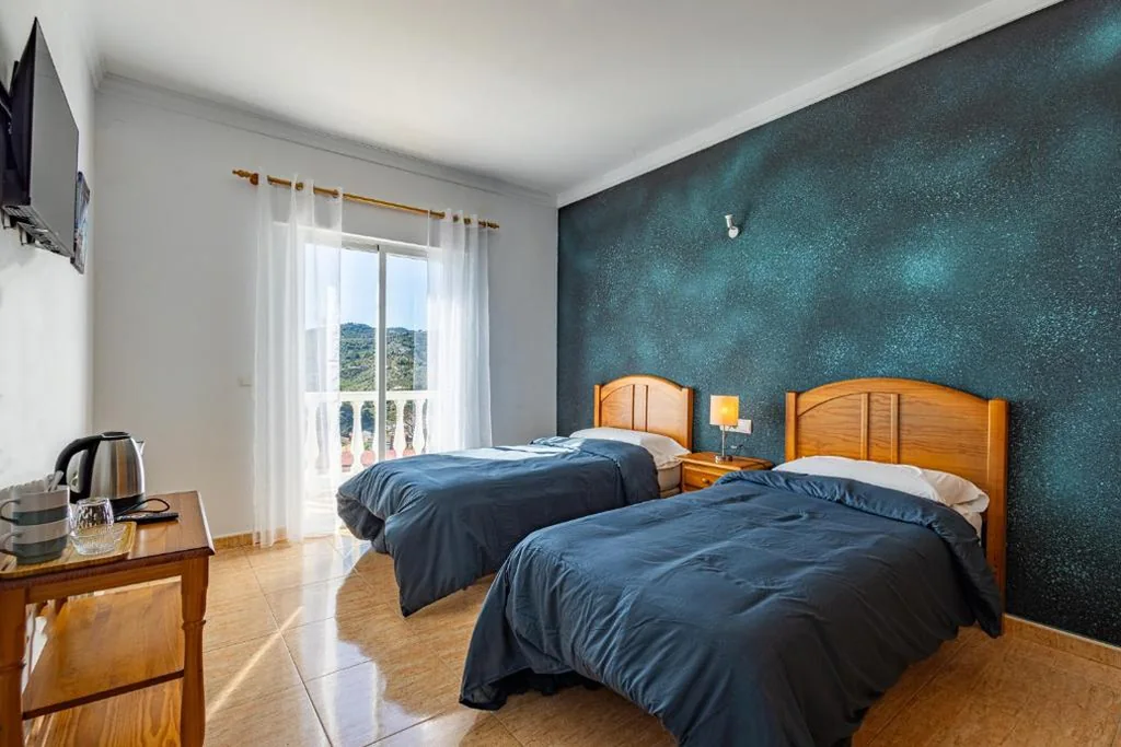 Quarto Duplo com varanda — Hotel Mirador