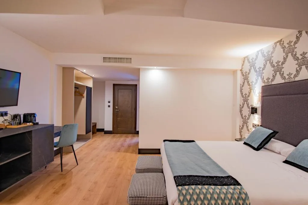 駐車場付きダブルルーム（ベッド1台または2台） — Hotel Mirador de la Cepada