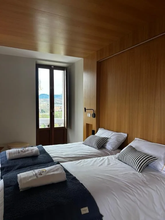 Hotel Miralrio Cacabelos