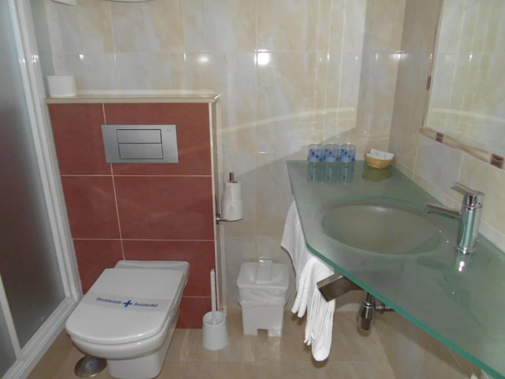 Quadruple Room — Hotel Miramar 2** Superior