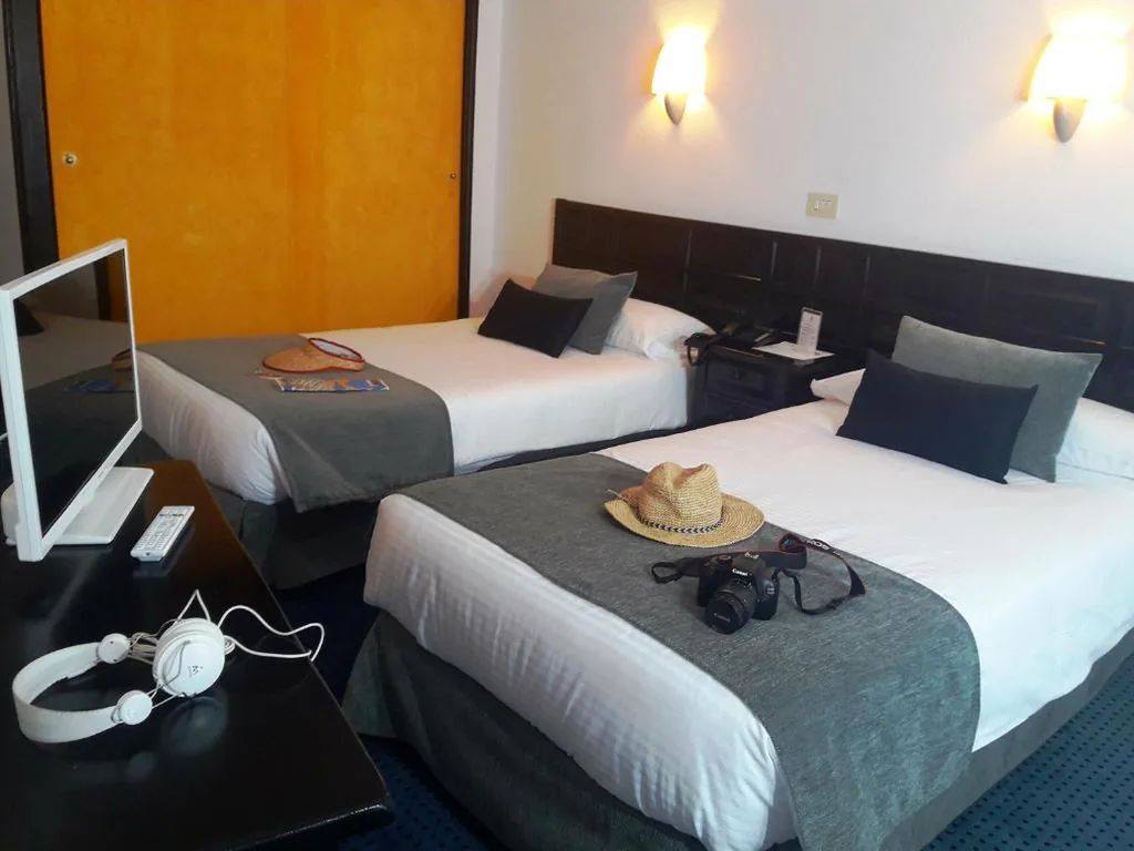 Quarto Individual Económico — Hotel Miramar