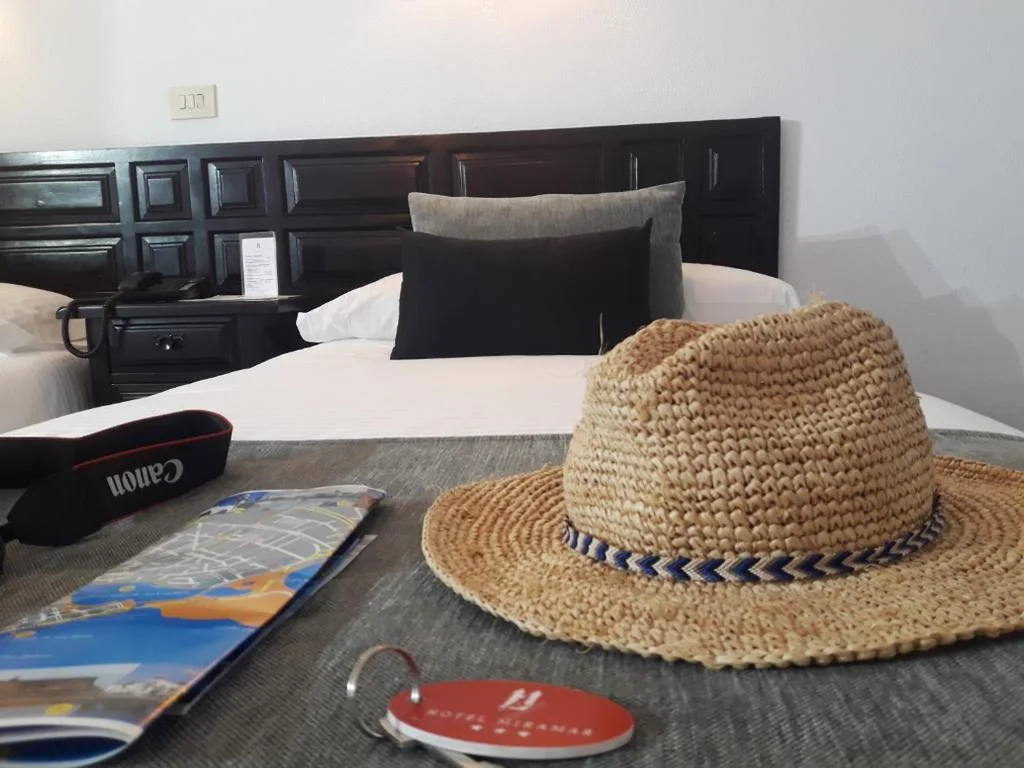 Quarto Triplo — Hotel Miramar