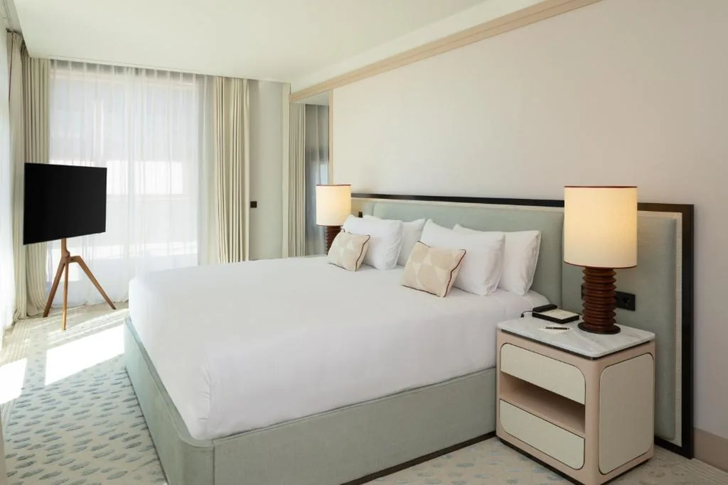 Suite de 2 dormitorios — Hotel Miramar Barcelona GL - LVX Preferred Hotels & Resorts - Newly Renovated