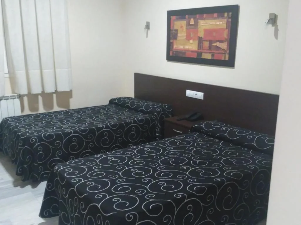 Zweibettzimmer — Hotel Mirasierra