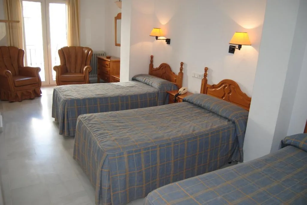 Camera Tripla — Hotel Mirasol