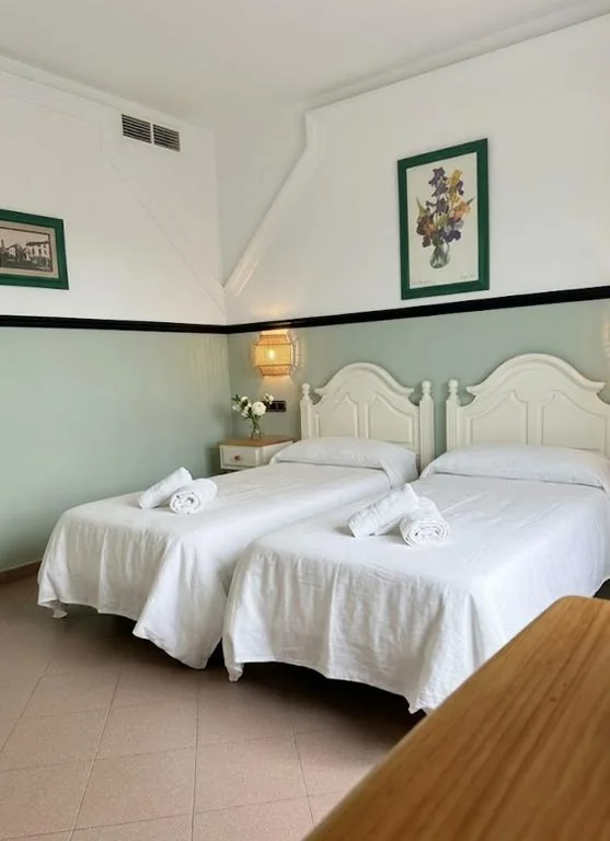 Doppelzimmer – 1 oder 2 Betten — Hotel Mitra Crisálida