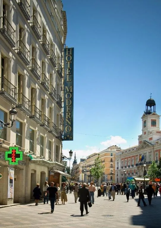 Hotel Moderno Puerta del Sol