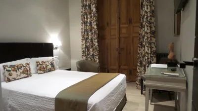 Hotel Moderno Puerta del Sol — Foto 8
