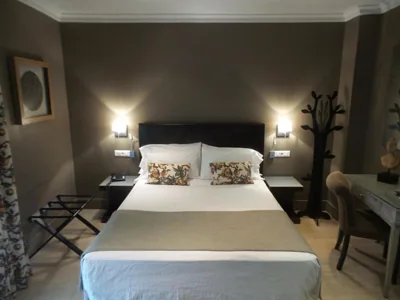 Hotel Moderno Puerta del Sol — Foto 10