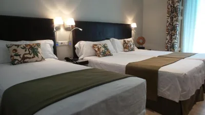 Hotel Moderno Puerta del Sol — Foto 12